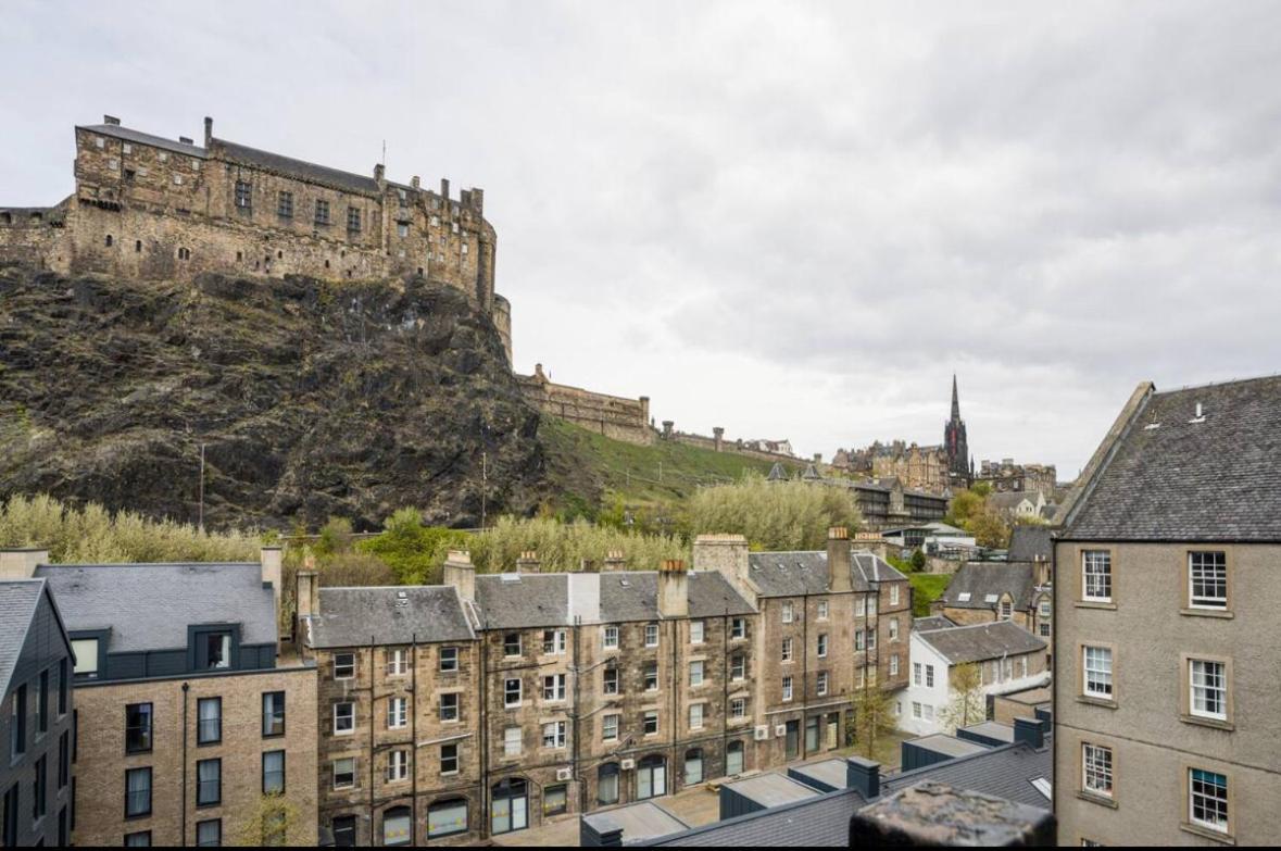 Edinburgh Castle Apartment Exteriör bild